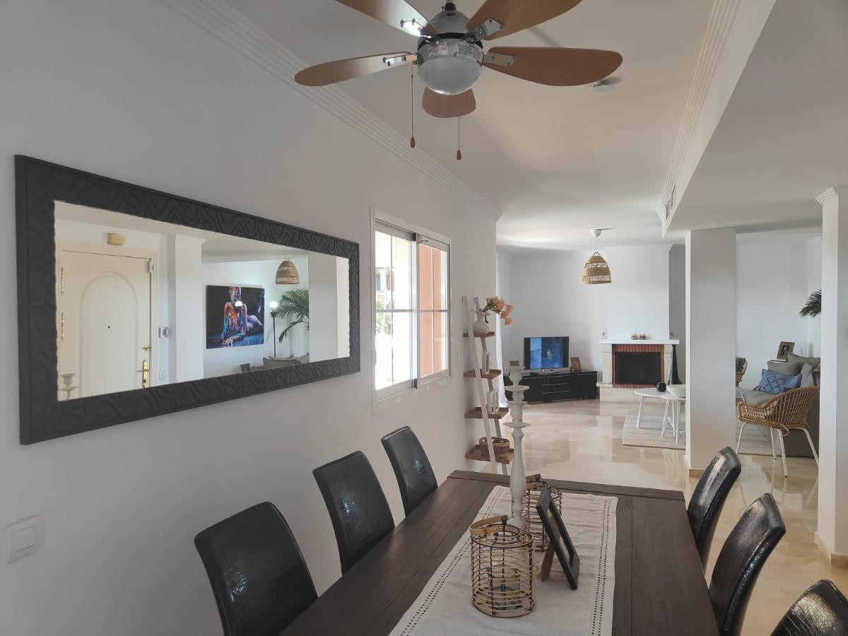 Center Beach 2 Beds Appartement Elviria Marbella Esterno foto