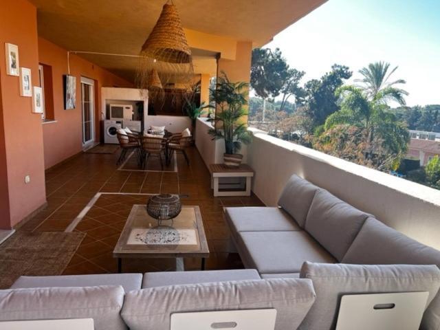 Center Beach 2 Beds Appartement Elviria Marbella Esterno foto