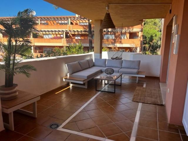 Center Beach 2 Beds Appartement Elviria Marbella Esterno foto